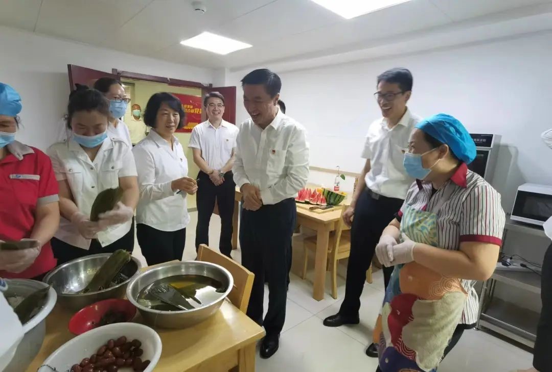济南公交18.jpg